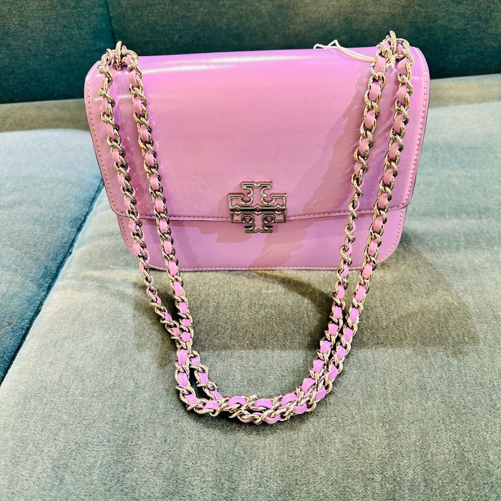 Tory Burch Handbag Crossbody Bag
NWT Retail Price $548 Rare To Find